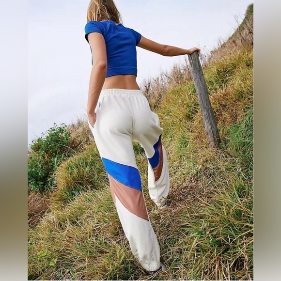 NWOT Free People Movement, Hot Track Pants, in Ivory Combo - Picture 4 of 12